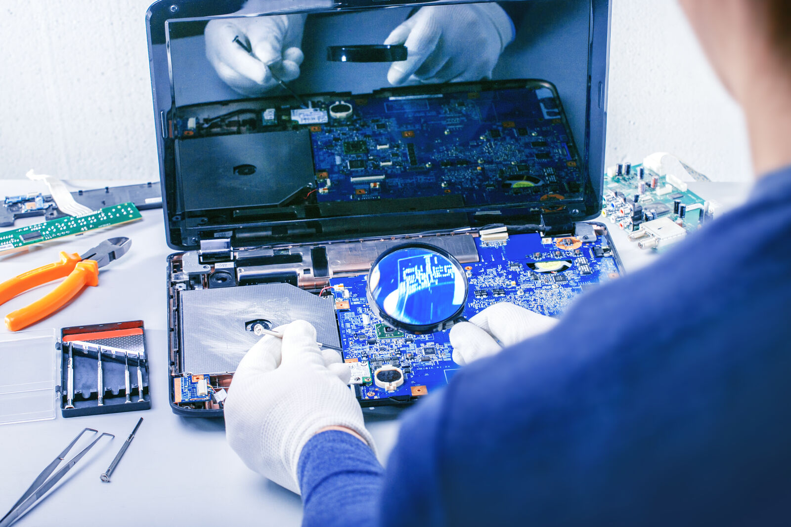 Board-level micro-soldering